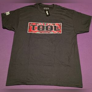 NWT Spencer's Tool Music Trippy Band Shirt Size Large